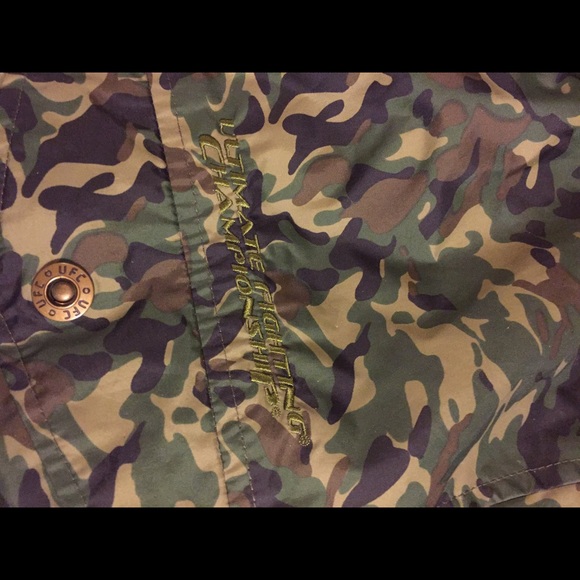 UFC Camo Jacket - Picture 3 of 5